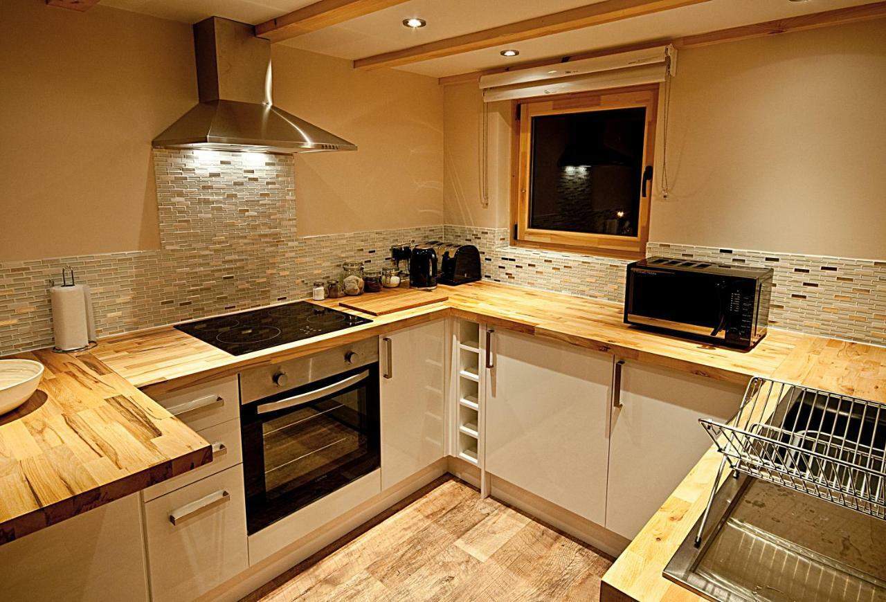 Alum Chine Log Cabin Villa บอร์นมัธ ภายนอก รูปภาพ
